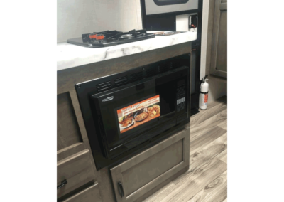 2023 Venture SL150VRK Sonic Lite Travel Trailer