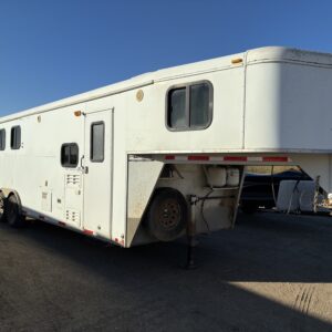 2008 Bison Trail Express 8380 Horse Trailer