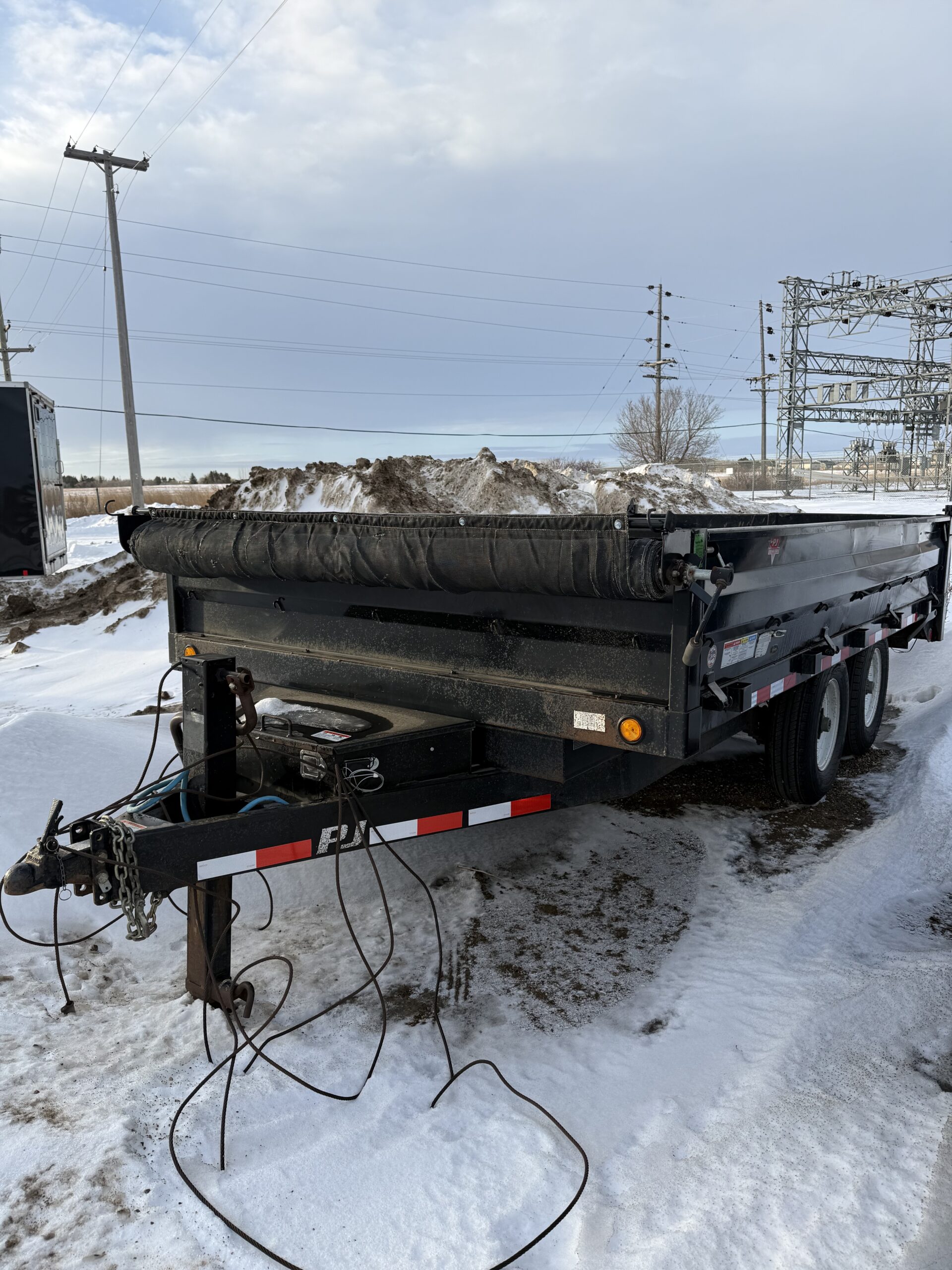 PJ DUMP 2016 PJ DUMP 8 X 14 7000LB AXLES FOLD DOWN SIDES ELECTRIC OVER HYDRAULIC DUMP SAFETIED NEW TIRES