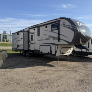 2016 Prime Time Crusader 315RST